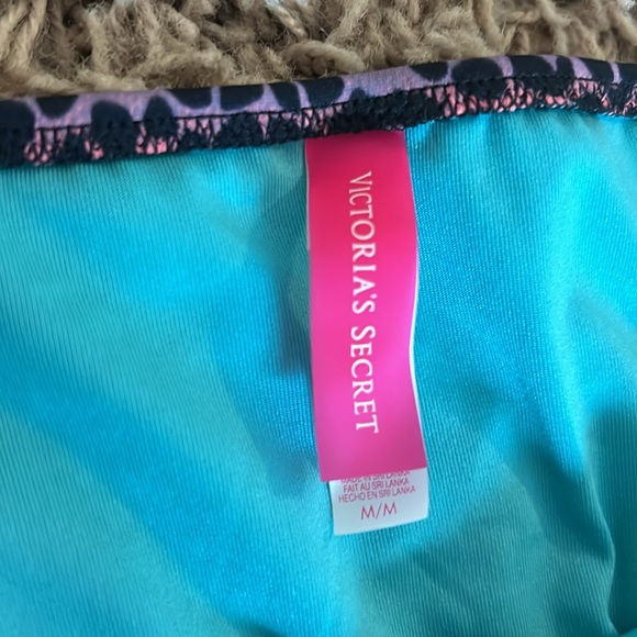 String bikini - Picture 2 of 4